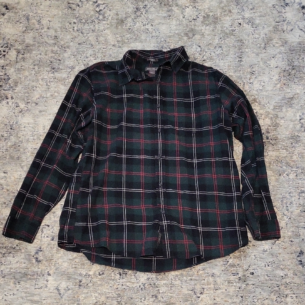 Eddie Bauer Men's Plaid Shirt - Green, Black, and Red